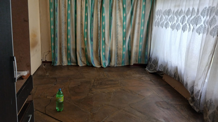 6 Bedroom Property for Sale in Sasolburg Ext 3 Free State